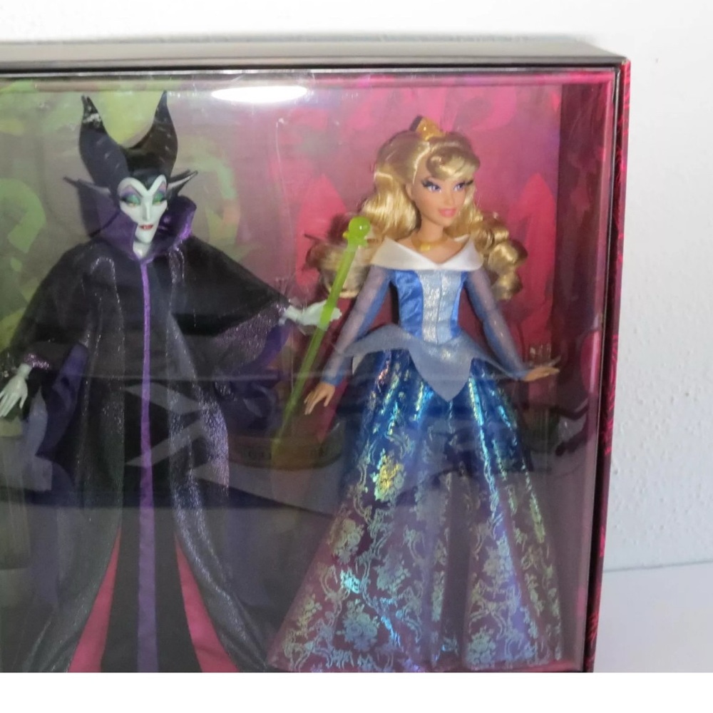 Disney Collector Maleficent & Aurora Fashion Dolls from Disney Sleeping Beauty N